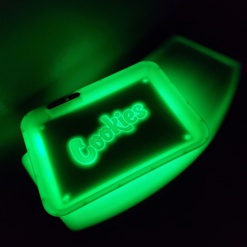 Glow in the dark rolling tray